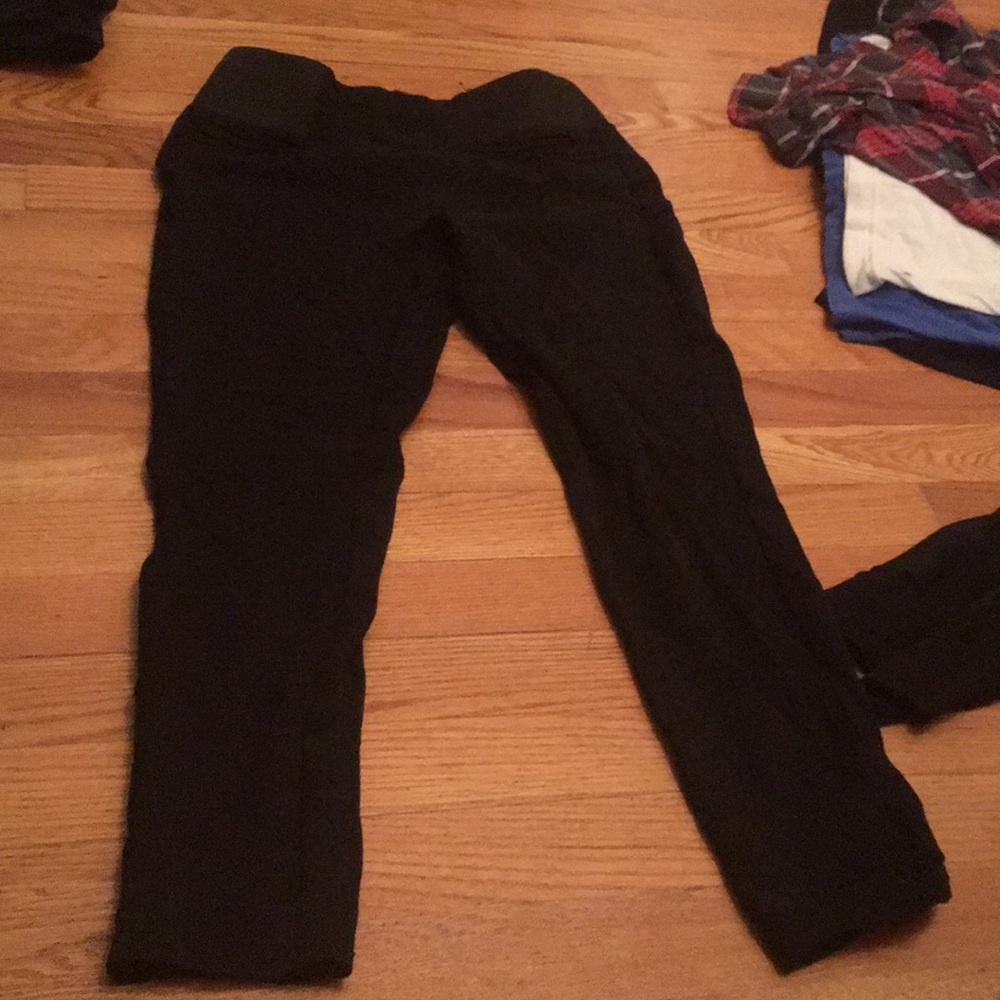 black waist sinching leggings